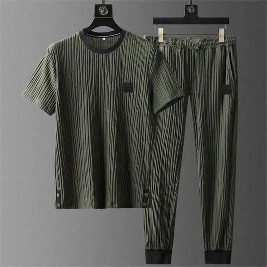 Geripptes Lounge-Set aus T-Shirt und Hose „Milano“