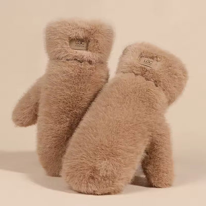Céline Plush Mittens
